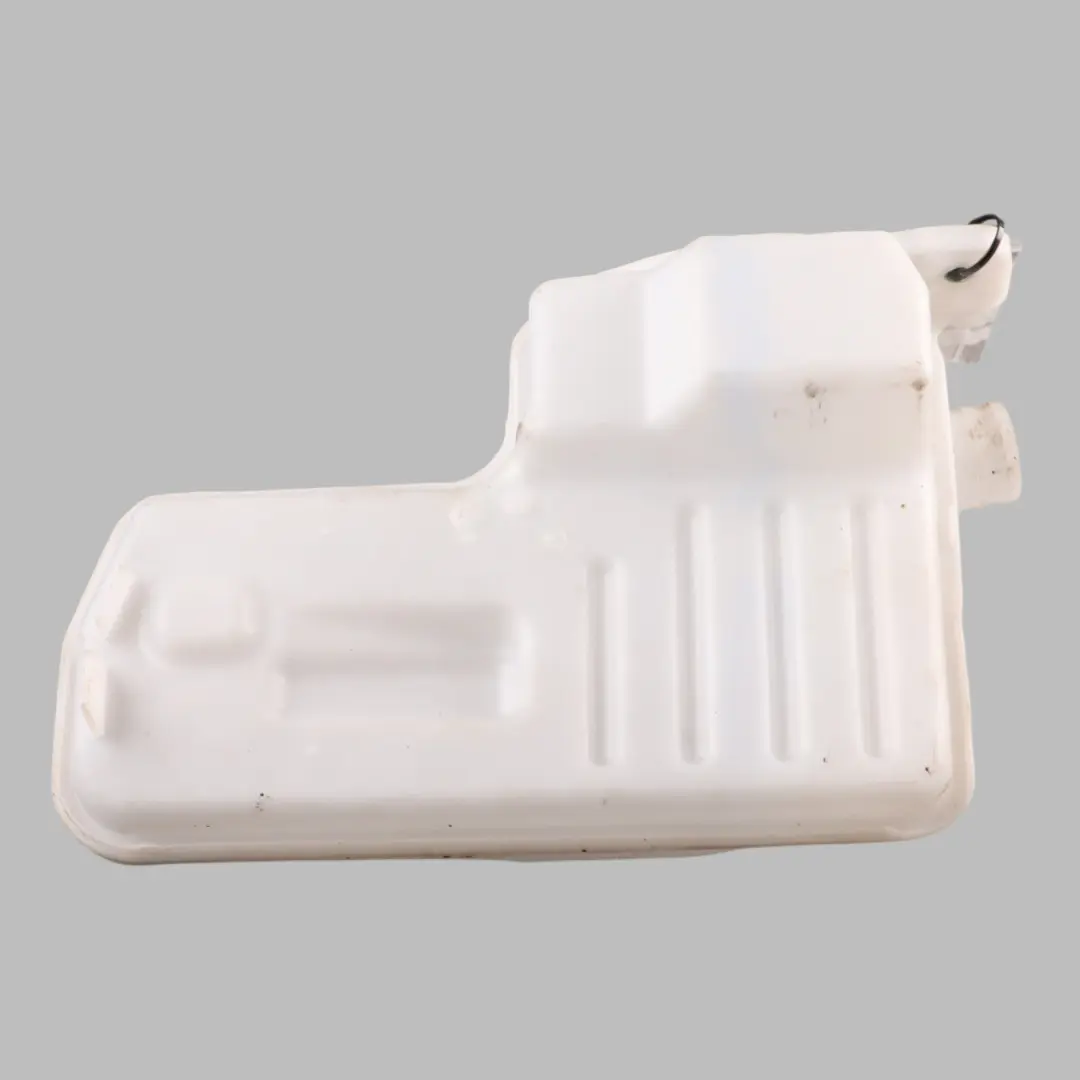 Mk3 Windscreen Washer Tank Fluid Bottle Reservoir 5Q0955448AT to Seat Leon with Part number 5Q0955453S Seat Leon Mk3 Windscreen Washer Tank Fluid Bottle Reservoir 5Q0955448AT - SKU 5Q0955453S-1 - Part number 5Q0955453S