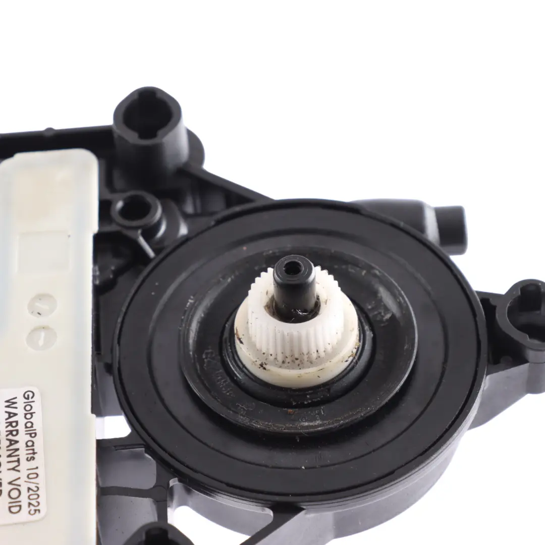 Heckscheibe Fensterheber Regler Motor Rechts für Volkswagen Golf VII mit Teilenummer 5Q0959408 Volkswagen Golf VII Heckscheibe Fensterheber Regler Motor Rechts - SKU 5Q0959408 - Teilenummer 5Q0959408