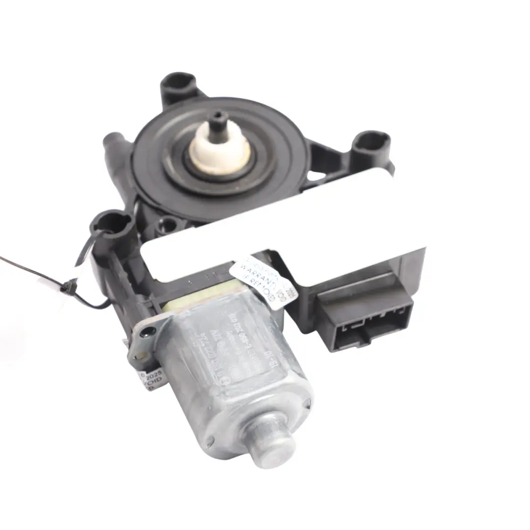 Door Window Lifter Regulator Motor RIght O/S to Seat Ateca Leon Rear with Part number 5Q0959408A Seat Ateca Leon Rear Door Window Lifter Regulator Motor RIght O/S - SKU 5Q0959408A - Part number 5Q0959408A