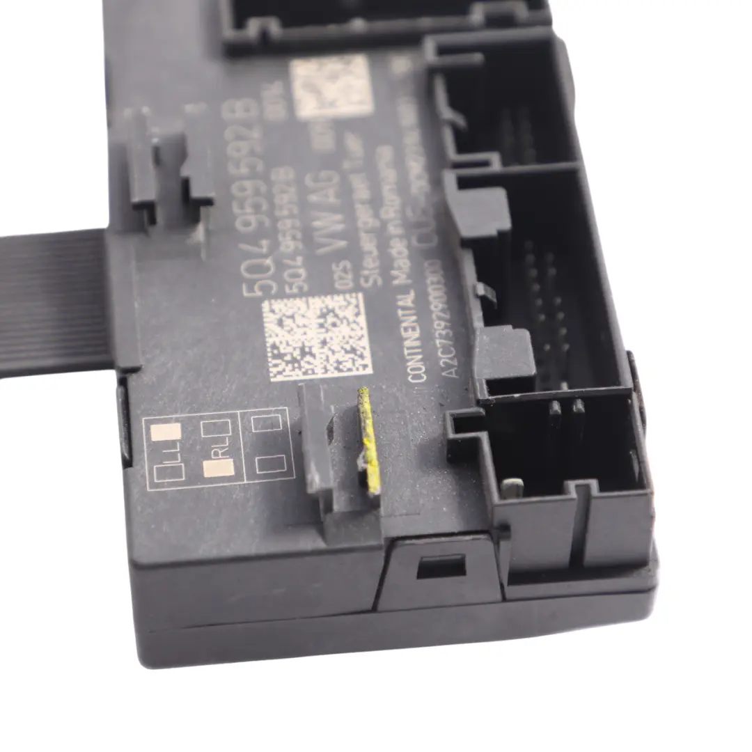 Mk3 Door Module Control Unit Front Passenger's Side Door to Seat Leon with Part number 5Q4959592B Seat Leon Mk3 Door Module Control Unit Front Passenger's Side Door - SKU 5Q4959592B - Part number 5Q4959592B