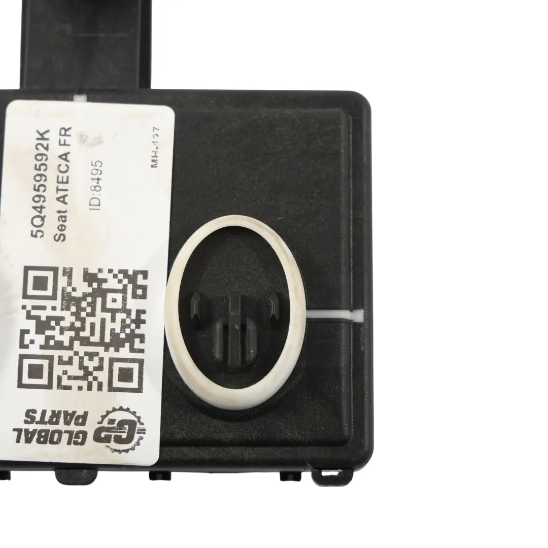 Moduł Sterownik Drzwi Przednich Strona Pasażera do Seat Ateca o numerze 5Q4959592K Seat Ateca Moduł Sterownik Drzwi Przednich Strona Pasażera - SKU 5Q4959592K - Numer Części 5Q4959592K