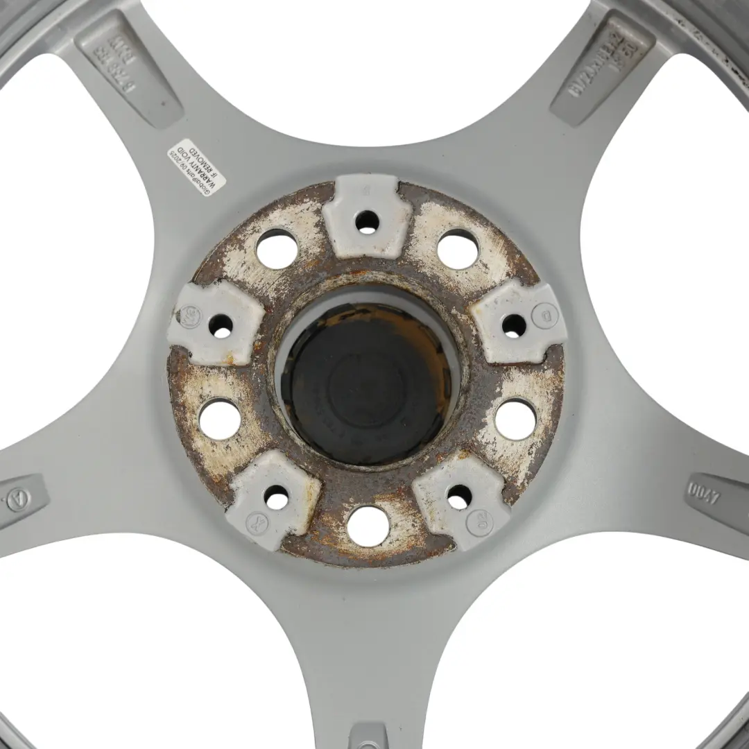 Llanta Trasera De Aleación De Plata 18 "8,5J ET:50 Star Spoke 108 para BMW Z4 E85 E86 con número de pieza 6758195 BMW Z4 E85 E86 Llanta Trasera De Aleación De Plata 18 "8,5J ET:50 Star Spoke 108 - SKU 6758195-1 - Número de pieza 6758195