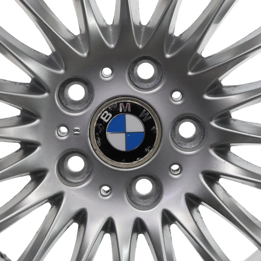 Cerchio in lega argento 17" ET:34 8J Spider Spoke 187 per BMW E90 E91 con numero di parte 6768969 BMW E90 E91 Cerchio in lega argento 17" ET:34 8J Spider Spoke 187 - SKU 6768969-1 - Numero di parte 6768969