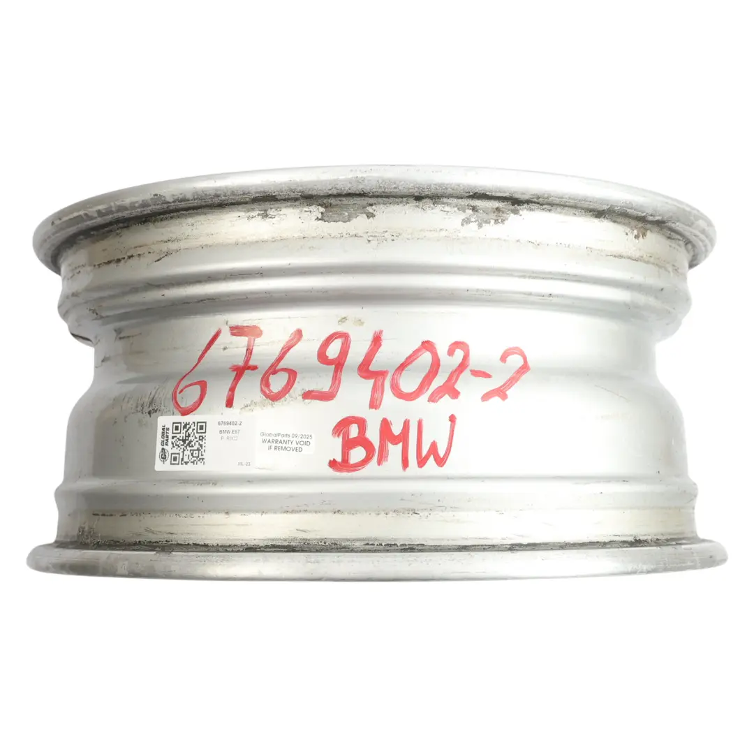 Felga Aluminiowa Srebrna 16" 7J do BMW E81 E82 E87 E88 o numerze 6769402 BMW E81 E82 E87 E88 Felga Aluminiowa Srebrna 16" 7J - SKU 6769402-2 - Numer Części 6769402