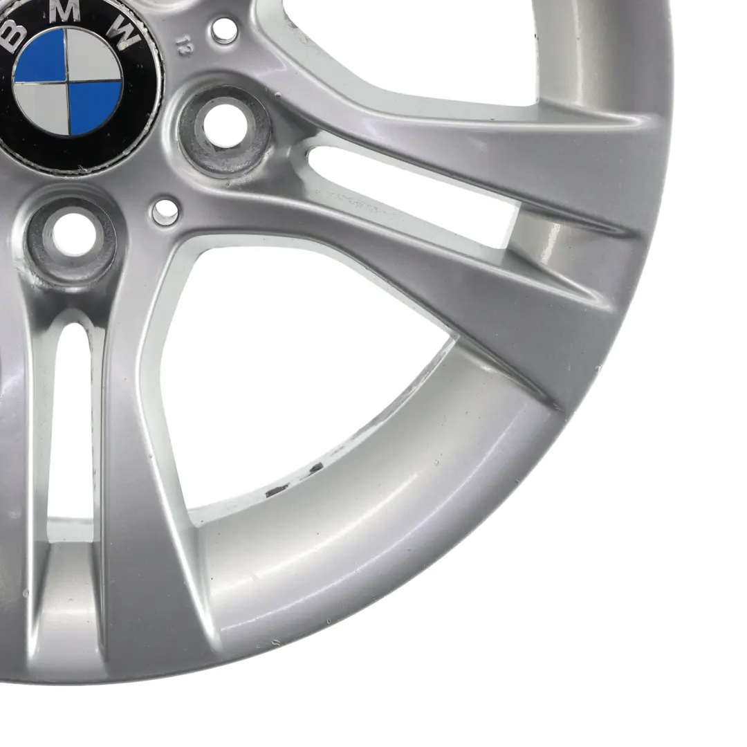 Cerchio Lega 16" Doppie Razze 268 7J ET:31 per BMW E90 E91 con numero di parte 6780907 BMW E90 E91 Cerchio Lega 16" Doppie Razze 268 7J ET:31 - SKU 6780907-6 - Numero di parte 6780907