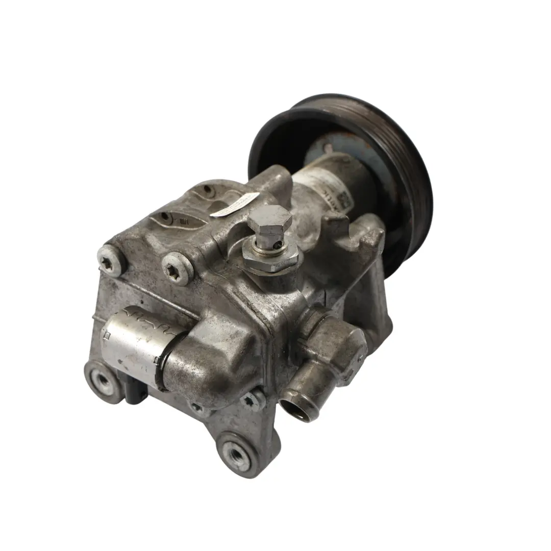 M57N2 Puleggia pompa servosterzo per BMW X5 X6 E70 E71 con numero di parte 6781009 BMW X5 X6 E70 E71 M57N2 Puleggia pompa servosterzo - SKU 6781009-2 - Numero di parte 6781009