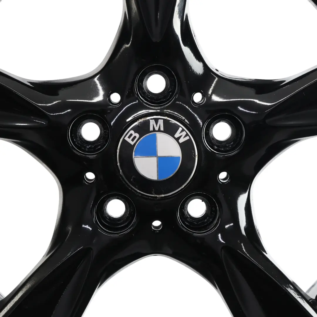 Llanta Aleación Negro 17" 7J ET:47 Star Spoke 371 para BMW E81 E82 E87 con número de pieza 6795561 BMW E81 E82 E87 Llanta Aleación Negro 17" 7J ET:47 Star Spoke 371 - SKU 6795561-4 - Número de pieza 6795561