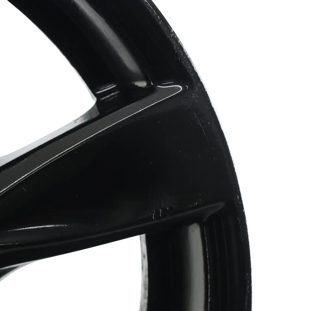 Llanta Aleación Negro 17" 7J ET:47 Star Spoke 371 para BMW E81 E82 E87 con número de pieza 6795561 BMW E81 E82 E87 Llanta Aleación Negro 17" 7J ET:47 Star Spoke 371 - SKU 6795561-4 - Número de pieza 6795561