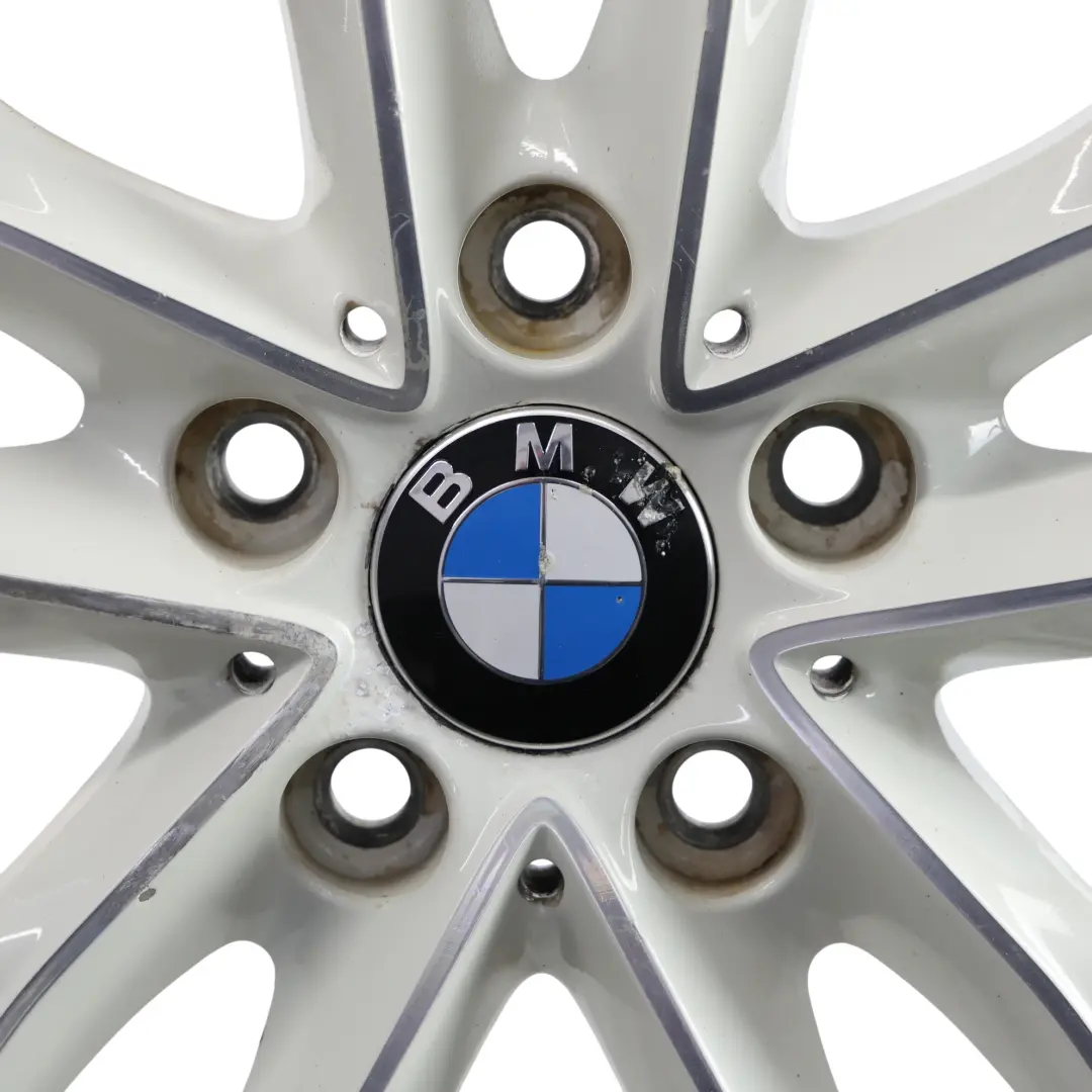 Jante En Alliage Argentée 17" 7,5J ET:43 Styling 412 pour BMW F20 F21 F22 à propos du numéro de pièce 6850152 BMW F20 F21 F22 Jante En Alliage Argentée 17" 7,5J ET:43 Styling 412 - SKU 6850152-1 - Numéro de pièce 6850152