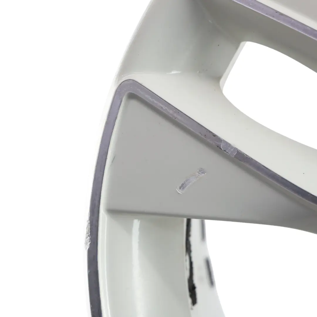 Llanta De Aleación Plateada 17" 7.5J ET:43 Styling 412 para BMW F20 F21 F22 con número de pieza 6850152 BMW F20 F21 F22 Llanta De Aleación Plateada 17" 7.5J ET:43 Styling 412 - SKU 6850152-1 - Número de pieza 6850152