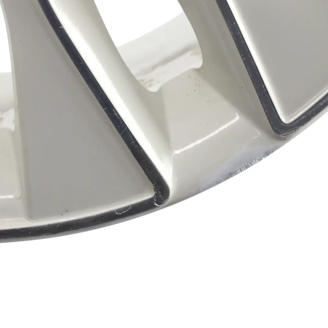 Jante En Alliage Argentée 17" 7,5J ET:43 Styling 412 pour BMW F20 F21 F22 à propos du numéro de pièce 6850152 BMW F20 F21 F22 Jante En Alliage Argentée 17" 7,5J ET:43 Styling 412 - SKU 6850152-1 - Numéro de pièce 6850152