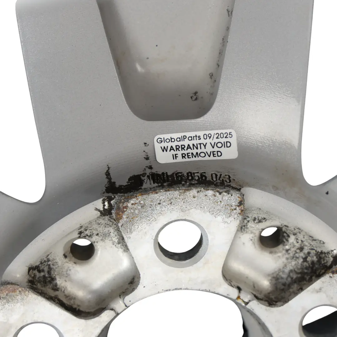 Silberne Leichtmetallfelge 16" ET:54 7J Revolite Speiche für Mini Cooper F54 mit Teilenummer 6856043 Mini Cooper F54 Silberne Leichtmetallfelge 16" ET:54 7J Revolite Speiche - SKU 6856043-1 - Teilenummer 6856043