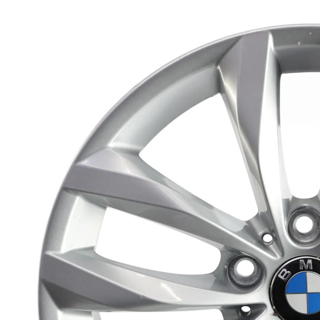 Silberne Alufelge 18" 8J ET:30 Styling 609 für BMW F10 F11 LCI mit Teilenummer 6862892 BMW F10 F11 LCI Silberne Alufelge 18" 8J ET:30 Styling 609 - SKU 6862892-1 - Teilenummer 6862892