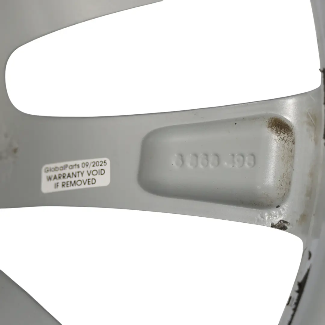 Jante Arrière Alliage Argenté 18" 9J ET:44 Style 609 pour BMW F10 F11 LCI à propos du numéro de pièce 6868498 BMW F10 F11 LCI Jante Arrière Alliage Argenté 18" 9J ET:44 Style 609 - SKU 6868498-1 - Numéro de pièce 6868498