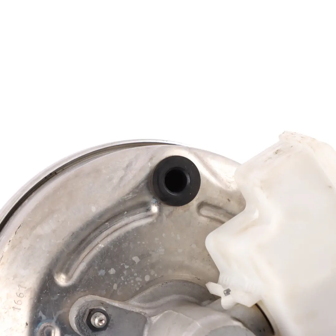 Brake Servo Master Cylinder Tank Reservoir Booster to BMW G20 with Part number 6879422 BMW G20 Brake Servo Master Cylinder Tank Reservoir Booster - SKU 6879422 - Part number 6879422