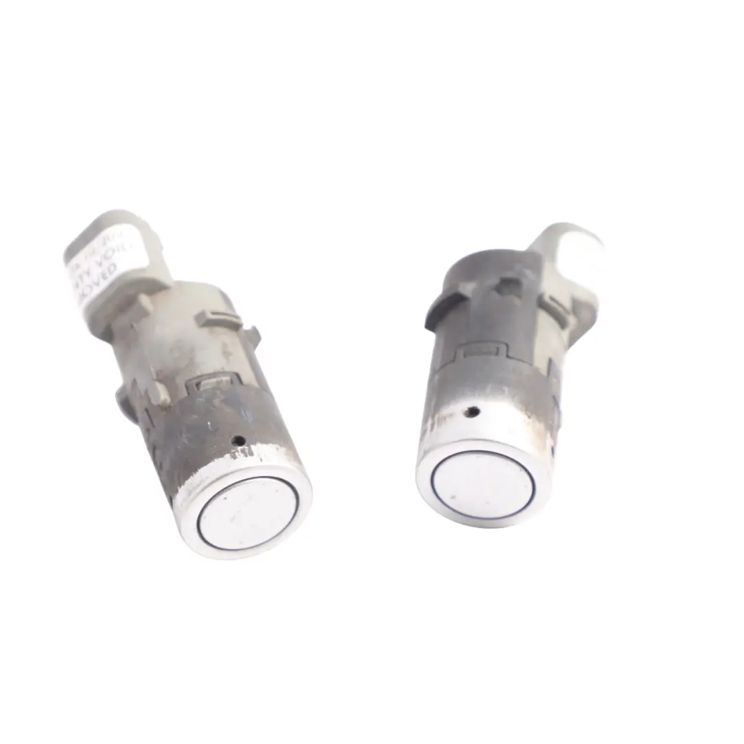 Frente PDC Sensor Aparcamiento SET X2 Titansilber-354 para BMW X3 E60 E83 con número de pieza 6989082 BMW X3 E60 E83 Frente PDC Sensor Aparcamiento SET X2 Titansilber-354 - SKU 6989082-TS1 - Número de pieza 6989082