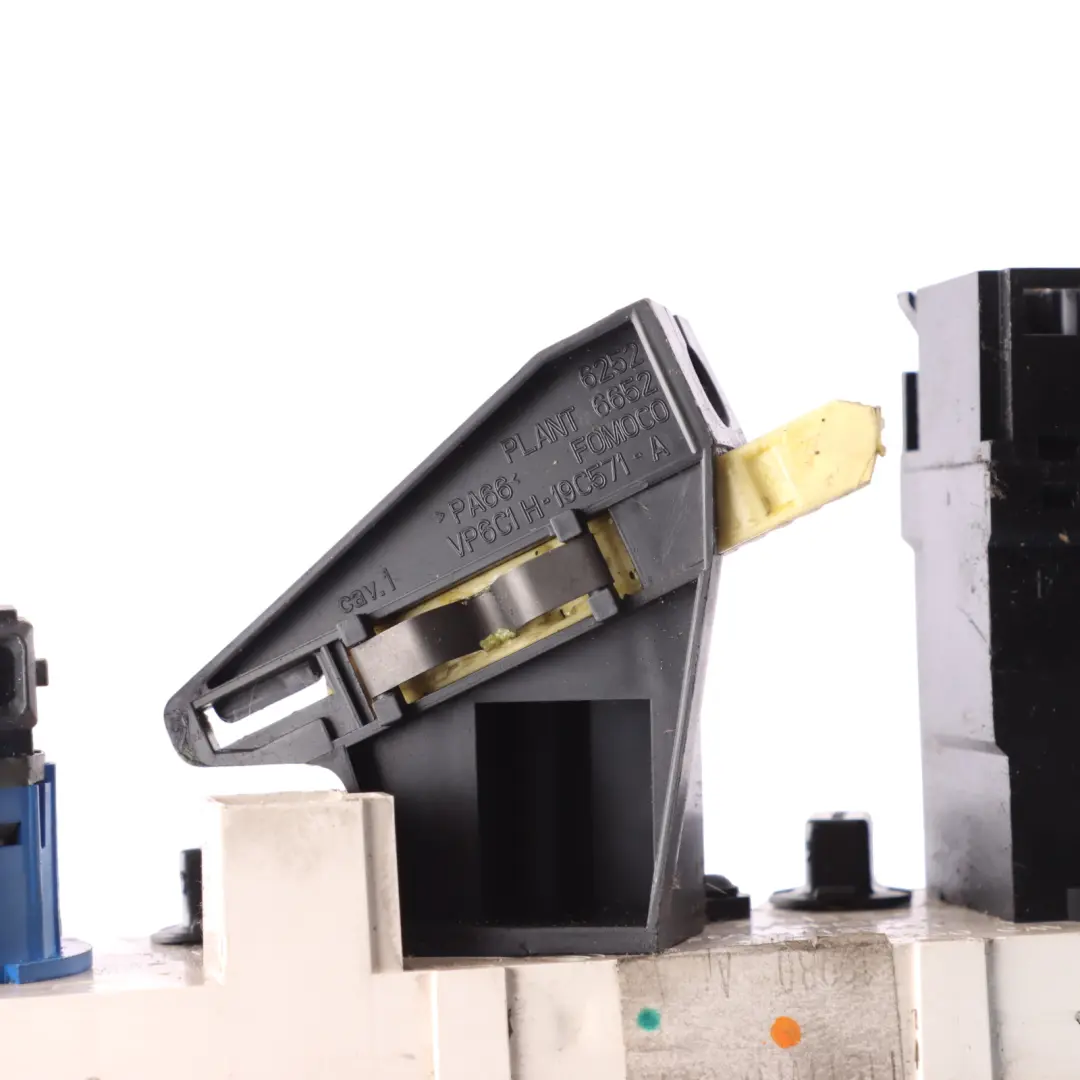 Heater Climate Control Unit A/C Panel Switch 6C11-19980-AB to Ford Transit Mk7 with Part number 1388107 Ford Transit Mk7 Heater Climate Control Unit A/C Panel Switch 6C11-19980-AB - SKU RHD-1388107 - Part number 1388107