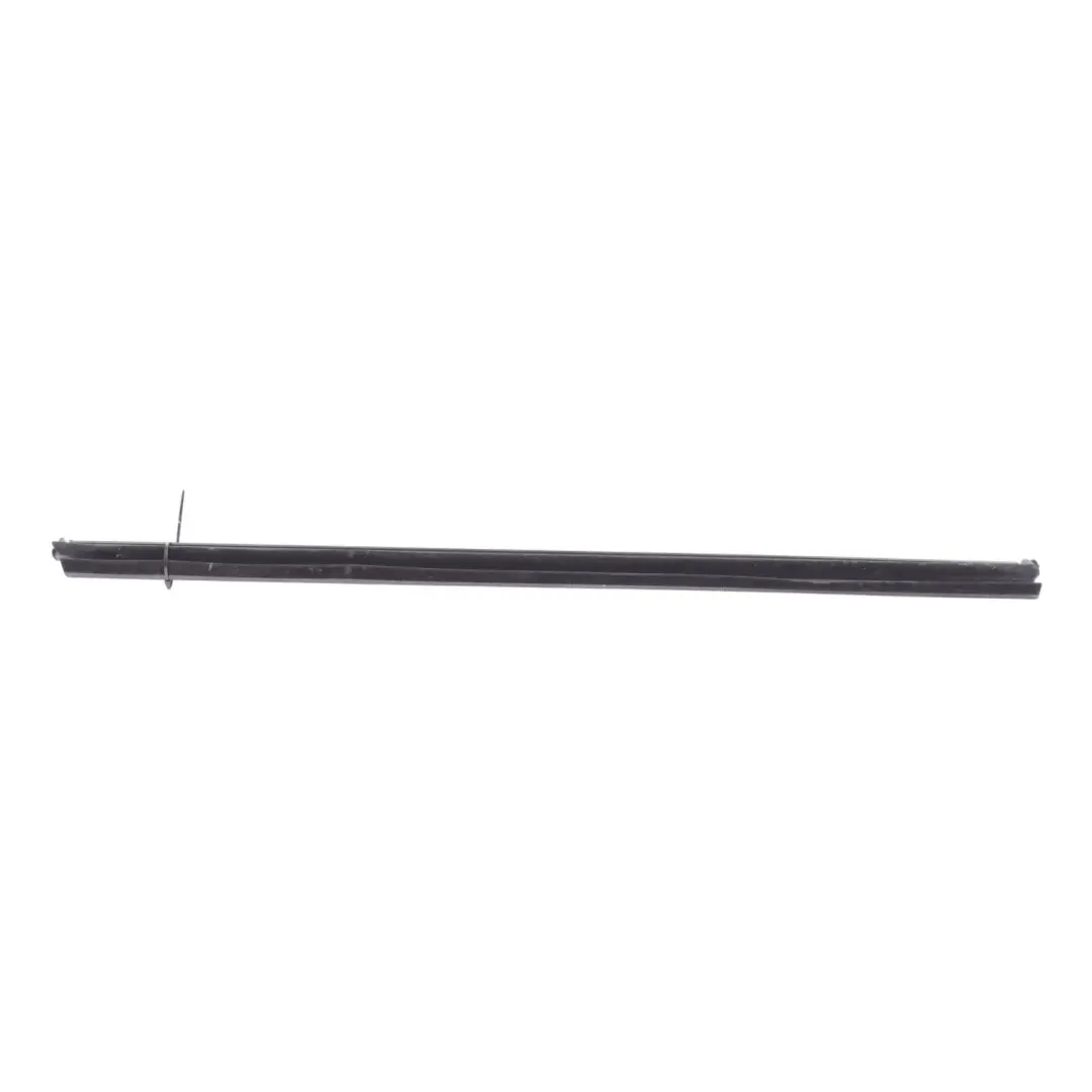 Seat Ibiza Mk5 Uszczelka Szyby Drzwi Wewnętrzna Przednia Prawa - SKU 6F0837472C - Numer Części 6F0837472C