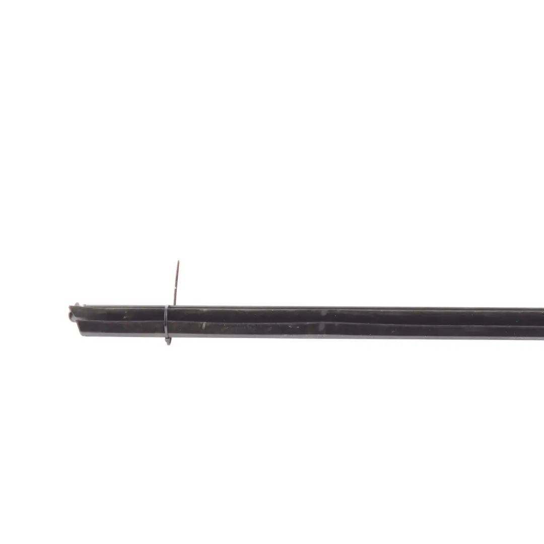 Mk5 Türfenster Dichtung Innen Vorne Rechts für Seat Ibiza mit Teilenummer 6F0837472C Seat Ibiza Mk5 Türfenster Dichtung Innen Vorne Rechts - SKU 6F0837472C - Teilenummer 6F0837472C