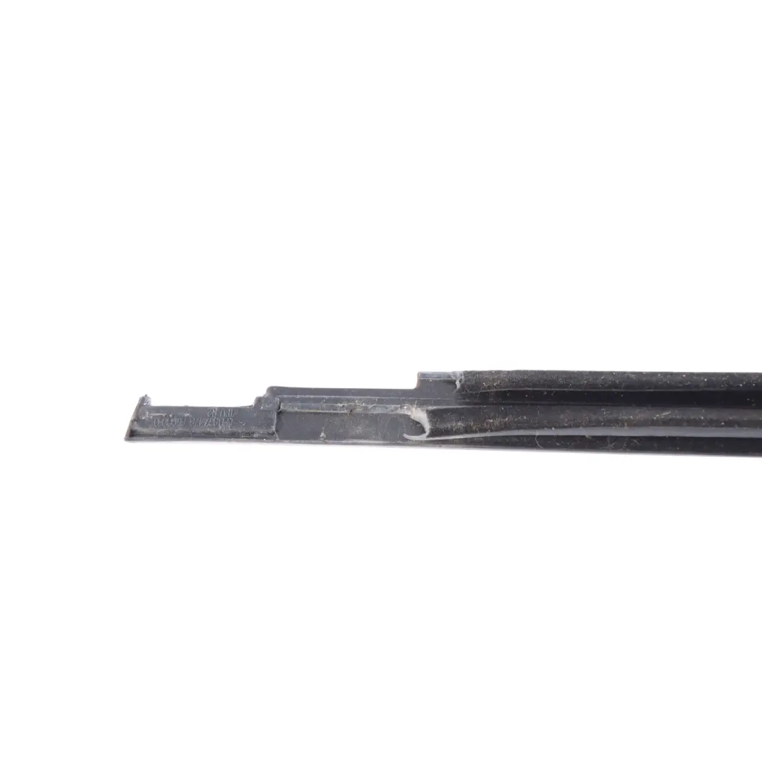 Seat Ibiza Mk5 Türfenster Dichtung Außen Vorne Rechts - SKU 6F0837478G - Teilenummer 6F0837478G