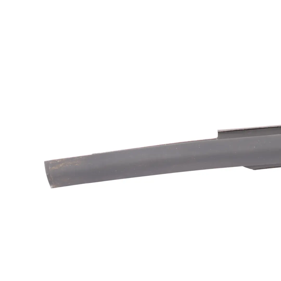 Mk5 Door Window Aperture Seal Gasket Outer Rear Left N/S to Seat Ibiza with Part number 6F0839477G Seat Ibiza Mk5 Door Window Aperture Seal Gasket Outer Rear Left N/S - SKU 6F0839477G - Part number 6F0839477G