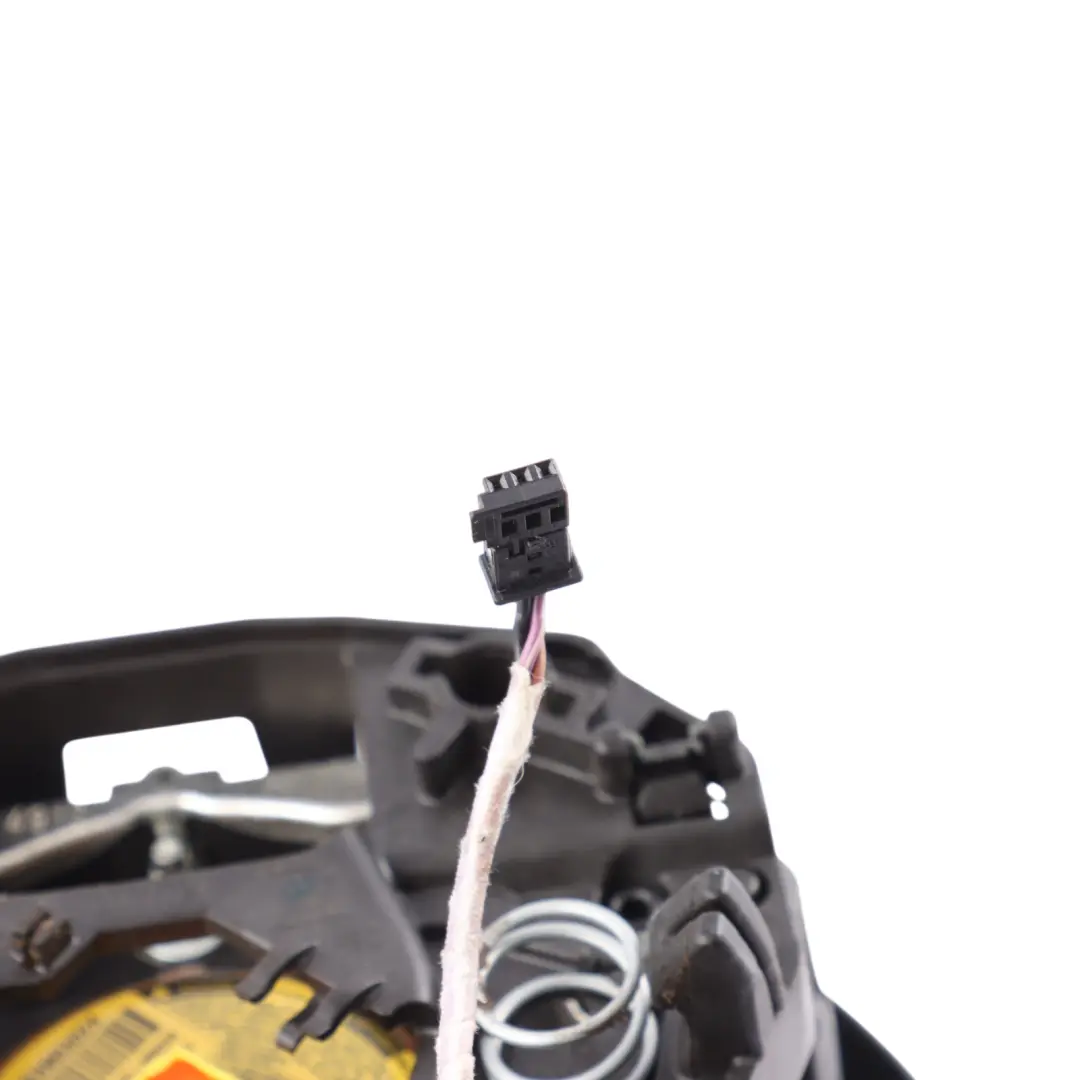 Mk3 Steering Wheel Driver's Side Air Module Unit to Seat Leon with Part number 6F0880201J Seat Leon Mk3 Steering Wheel Driver's Side Air Module Unit - SKU 6F0880201J - Part number 6F0880201J