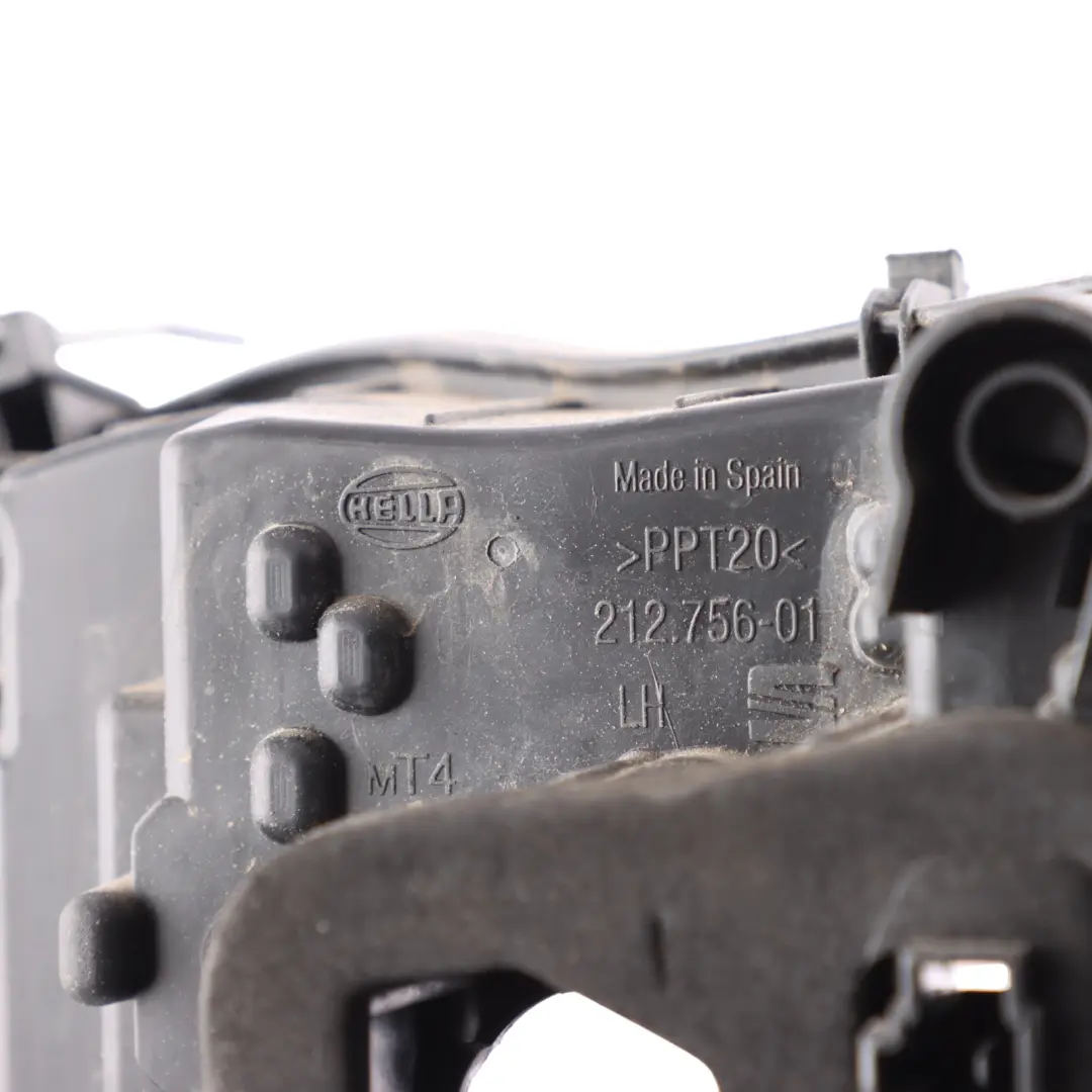 Mk5 Rear Tail LIght Bulb Carrier Bracket Left N/S to Seat Ibiza with Part number 6F0945257A Seat Ibiza Mk5 Rear Tail LIght Bulb Carrier Bracket Left N/S - SKU RHD-6F0945257A - Part number 6F0945257A