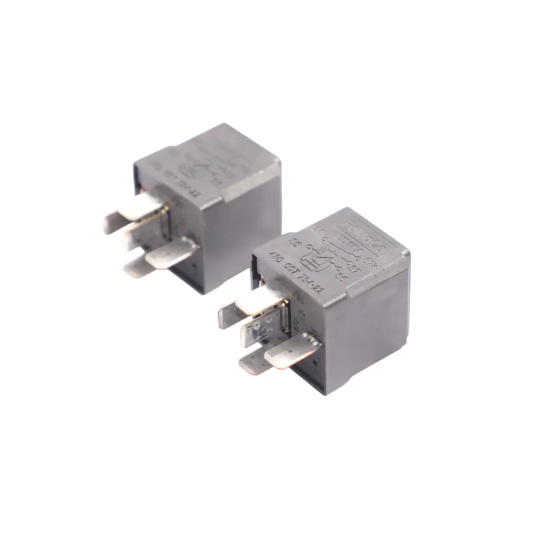 Przekaźnik 4-Pin Czarny FoMoCo 6G9T14B192DA do Ford Galaxy Mondeo Transit o numerze 6G9T-14B192-DA-1 Ford Galaxy Mondeo Transit Przekaźnik 4-Pin Czarny FoMoCo 6G9T14B192DA - SKU 6G9T-14B192-DA-1 - Numer Części 6G9T-14B192-DA-1