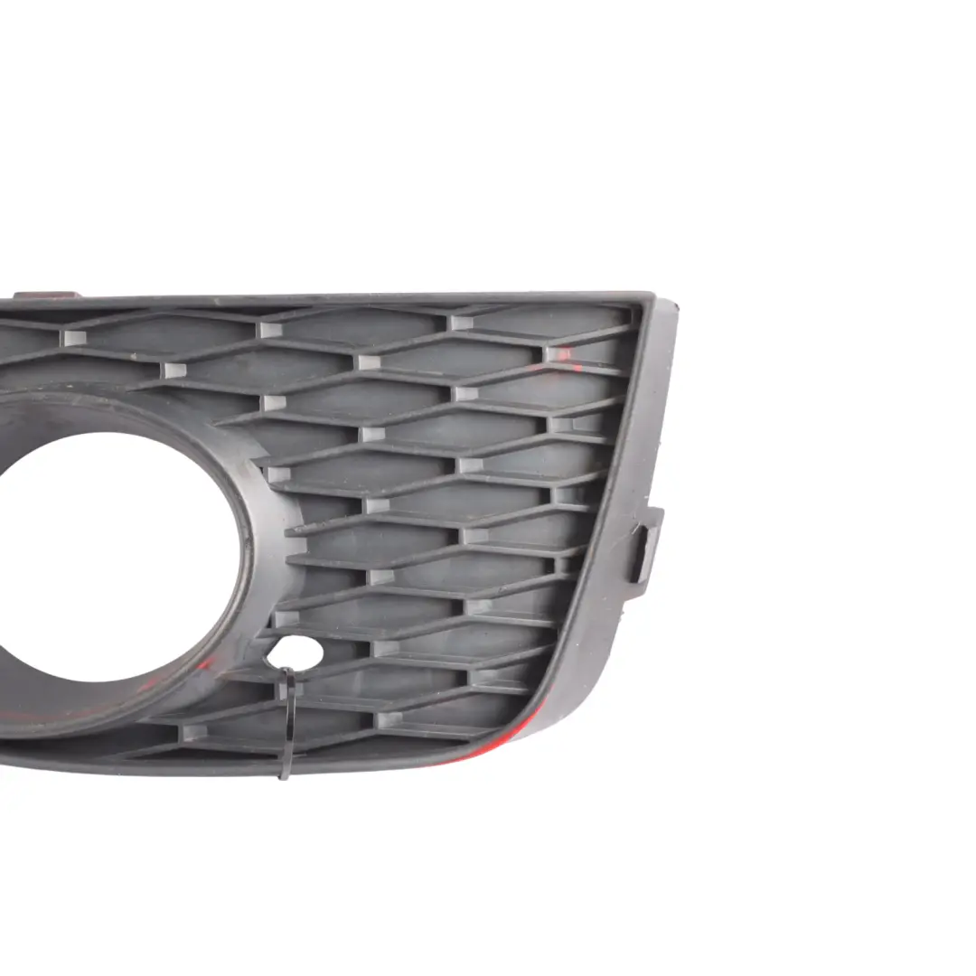 6J Stoßstange Grill Nebelscheinwerfer Blende Rechts für Seat Ibiza mit Teilenummer 6J0853666A Seat Ibiza 6J Stoßstange Grill Nebelscheinwerfer Blende Rechts - SKU 6J0853666A - Teilenummer 6J0853666A