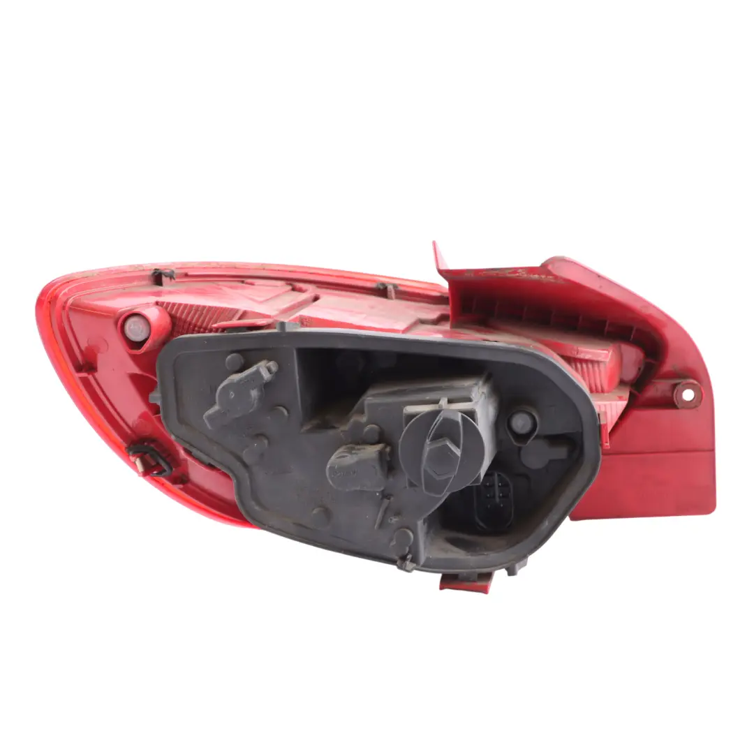 Seat Ibiza 6J 3D Boot Tailgate Light LED Rear Right O/S Lamp Light - SKU RHD-6J3945096G - Part number 6J3945096G