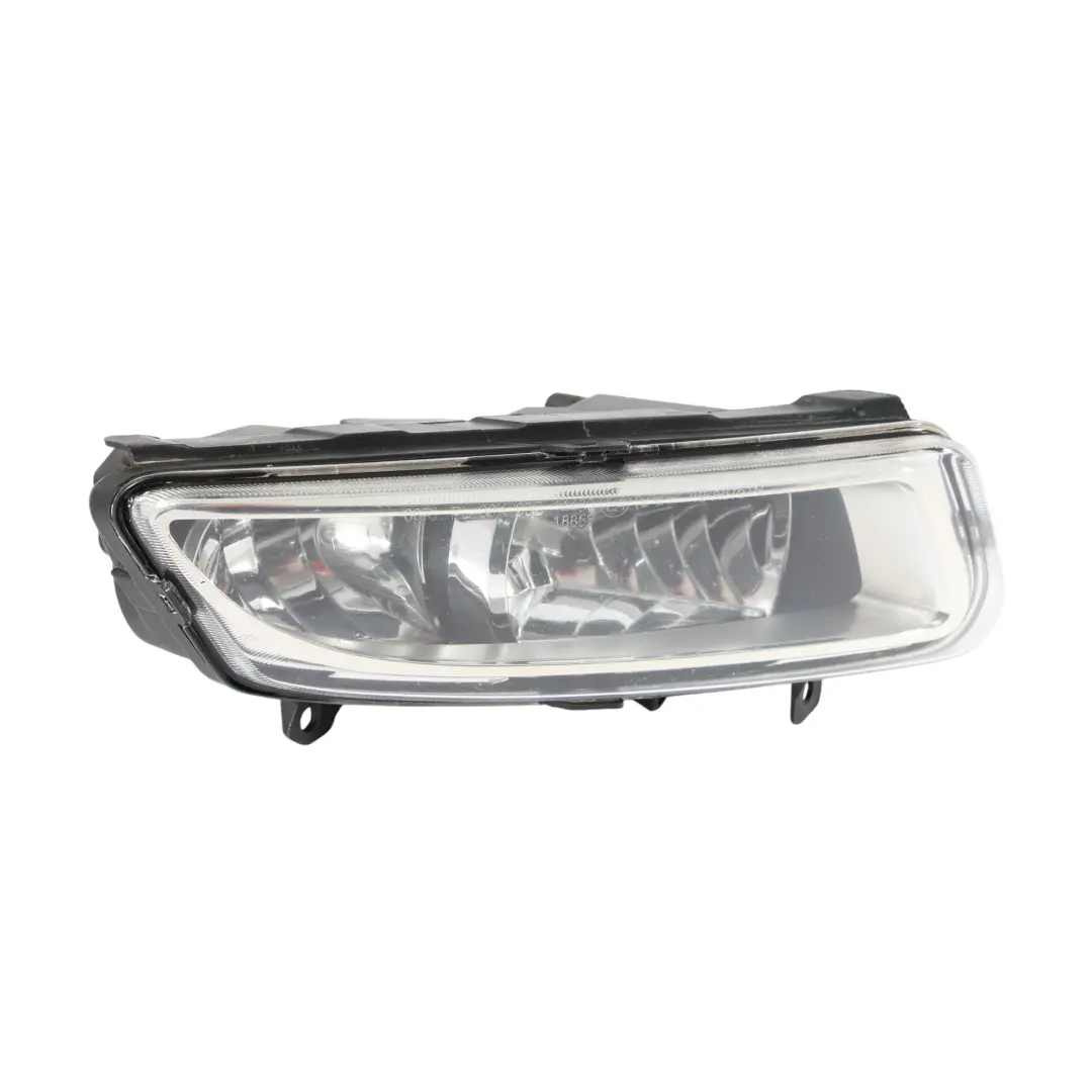 Światło Lampa Przeciwmgielna Prawy Przód do Volkswagen VW Polo 6R o numerze 6R0941062C Volkswagen VW Polo 6R Światło Lampa Przeciwmgielna Prawy Przód - SKU 6R0941062C-1 - Numer Części 6R0941062C