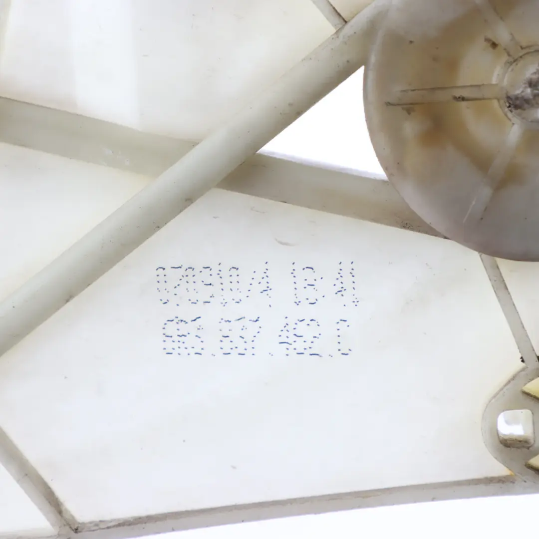 3-Drzwiowy Mechanizm Podnośnika Szyby Przedniej Prawy do VW Polo 6R o numerze 6R3837462C VW Polo 6R 3-Drzwiowy Mechanizm Podnośnika Szyby Przedniej Prawy - SKU 6R3837462C - Numer Części 6R3837462C