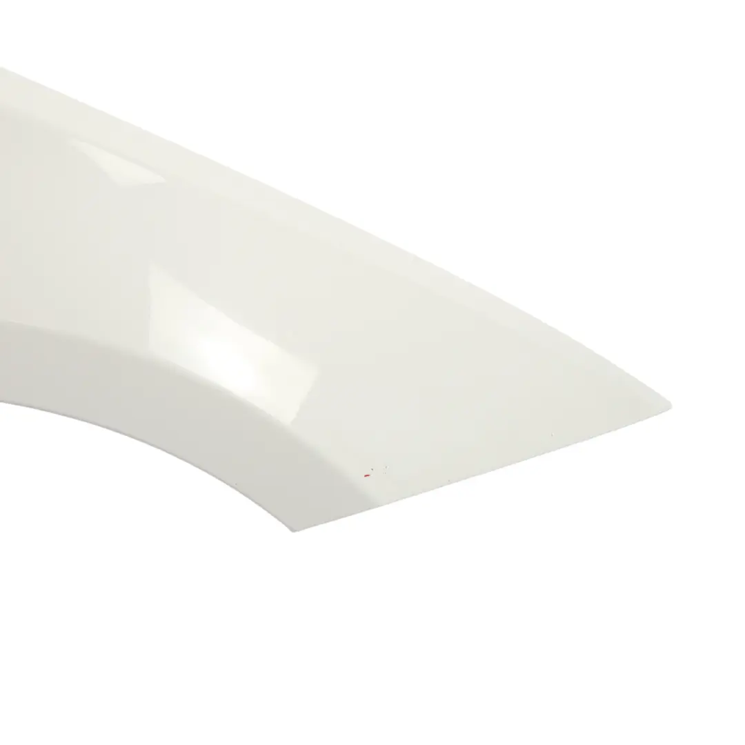 Panel Lateral Guardabarros Ala Delantera Derecha Alpinweiss 3 - 300 para BMW E87 con número de pieza 7133228 BMW E87 Panel Lateral Guardabarros Ala Delantera Derecha Alpinweiss 3 - 300 - SKU 7133228-AW1 - Número de pieza 7133228