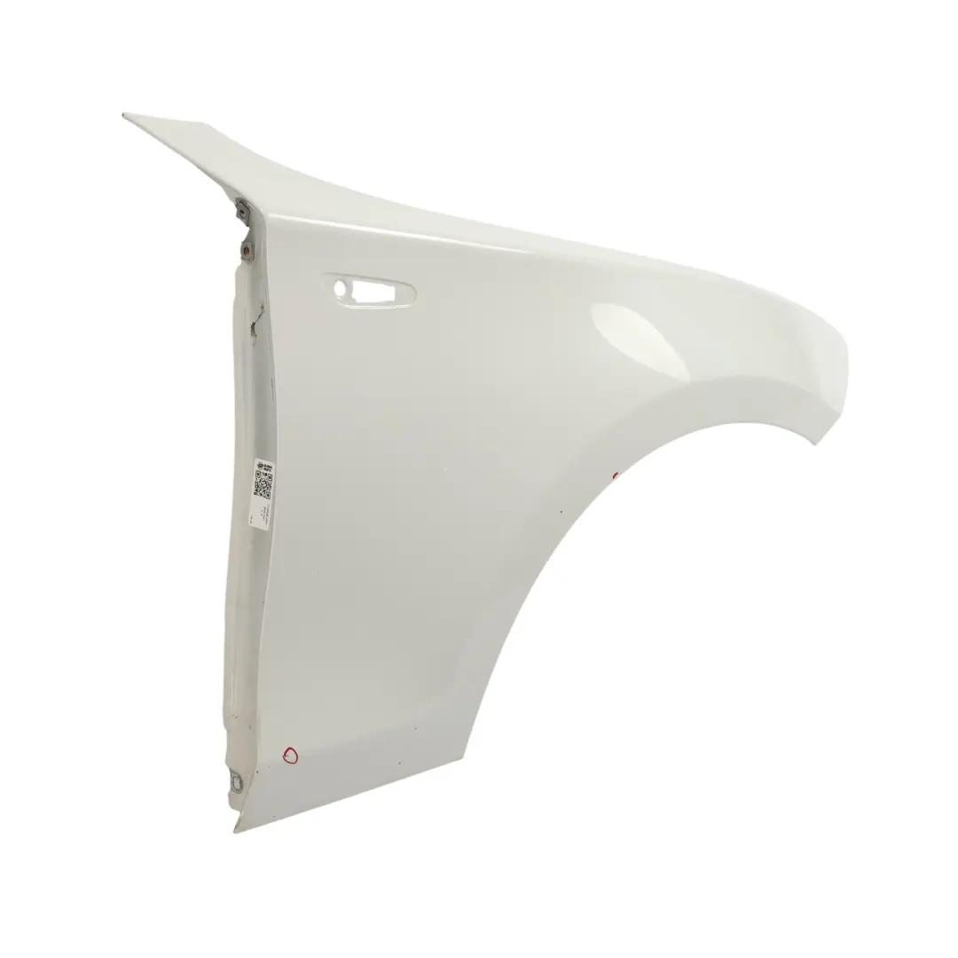 BMW E81 E87 Panneau latéral Aile avant droite Alpinweiss White - 300 - SKU 7133228-AW1 - Numéro de pièce 7133228