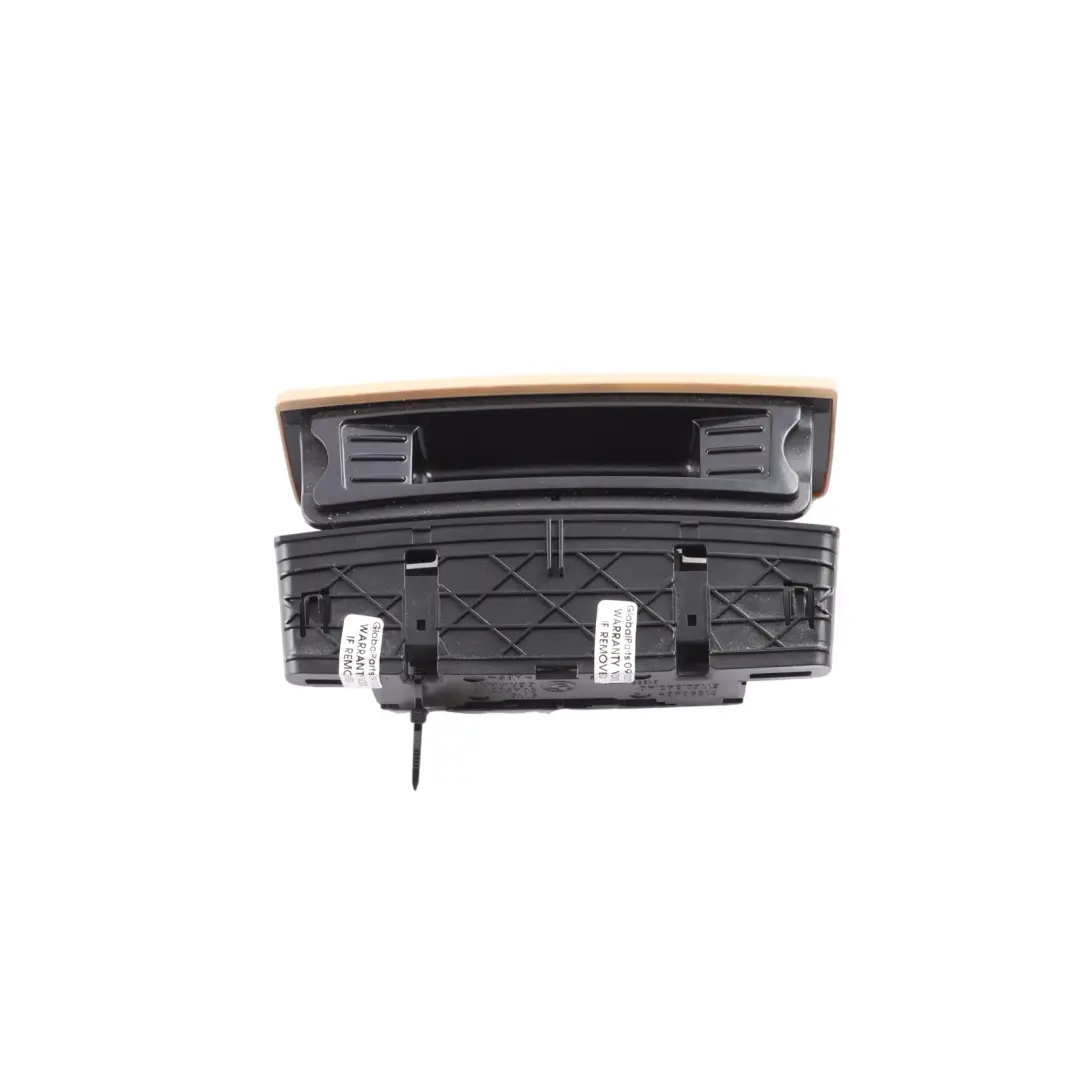 Aschenbecher Mittelkonsole Hinten Beige 7145683 51167145683 für BMW 3 er E90 E91 mit Teilenummer 7138527 BMW 3 er E90 E91 Aschenbecher Mittelkonsole Hinten Beige 7145683 51167145683 - SKU 7138527 - Teilenummer 7138527