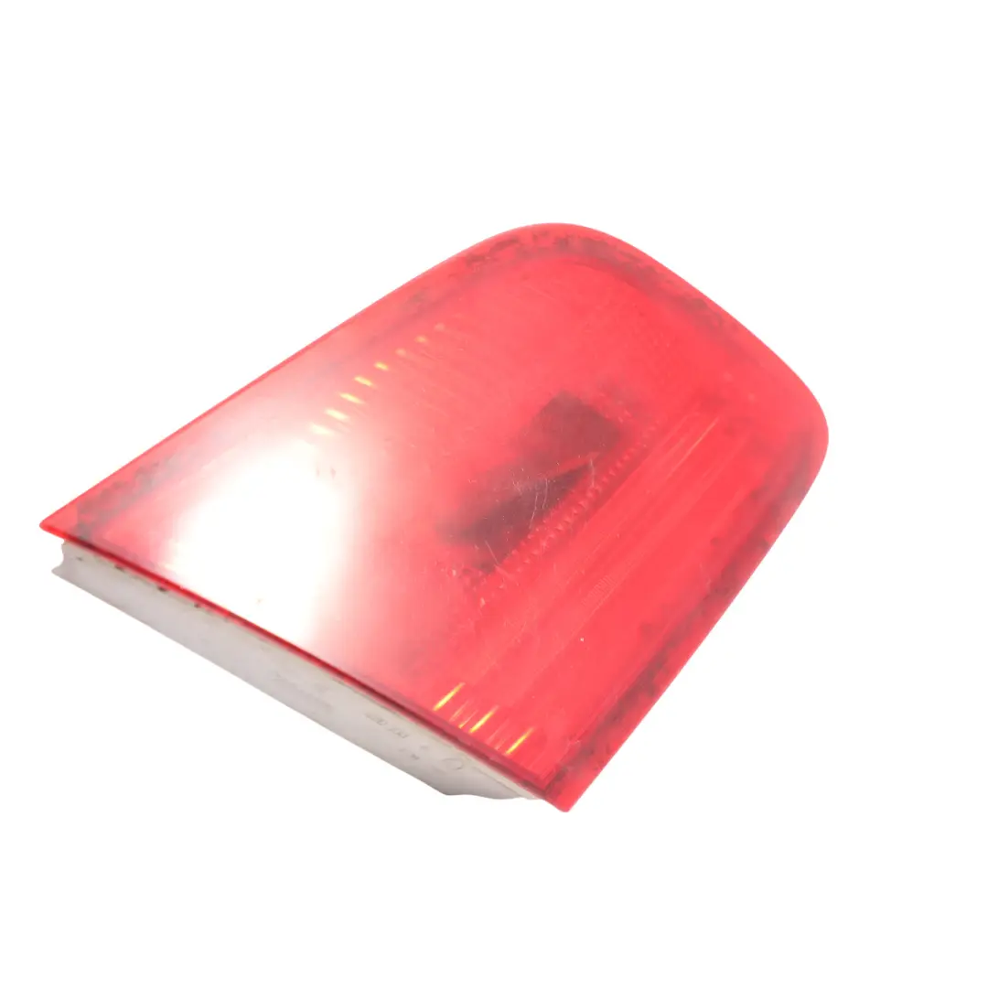 Luce Interna Del Cofano Del Bagagliaio Posteriore Sinistra per BMW E92 con numero di parte 7162299 BMW E92 Luce Interna Del Cofano Del Bagagliaio Posteriore Sinistra - SKU 7162299 - Numero di parte 7162299