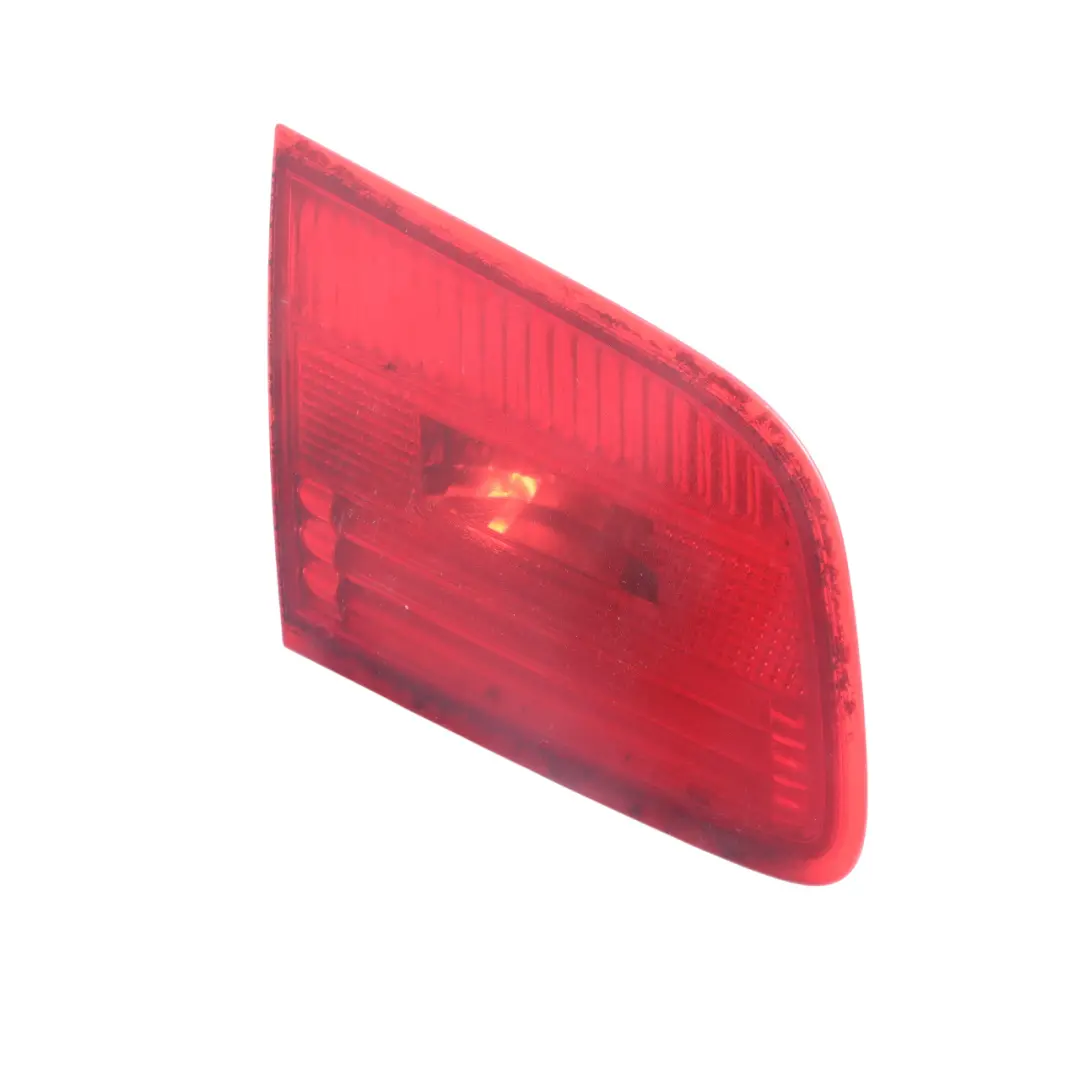 Luz De La Tapa Del Maletero Interior Trasera Izquierda para BMW E92 con número de pieza 7162299 BMW E92 Luz De La Tapa Del Maletero Interior Trasera Izquierda - SKU 7162299 - Número de pieza 7162299