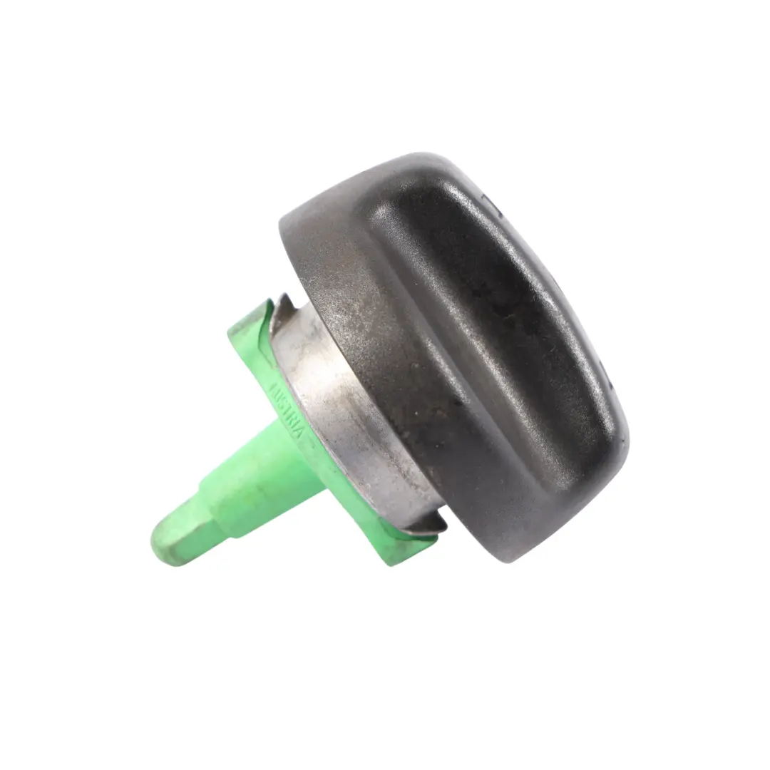 Bouchon de Reservoir pour BMW E60 E65 E81 E87 E90 E91 LCI à propos du numéro de pièce 7193372 BMW E60 E65 E81 E87 E90 E91 LCI Bouchon de Reservoir - SKU 7193372 - Numéro de pièce 7193372