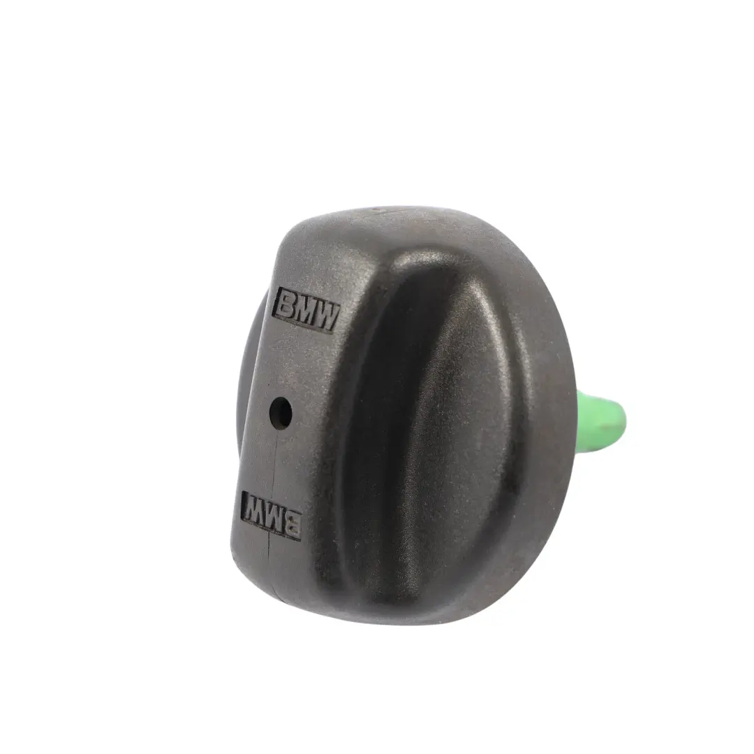 Tapa del deposito De combustible para BMW E60 E65 E81 E87 E90 E91 LCI con número de pieza 7193372 BMW E60 E65 E81 E87 E90 E91 LCI Tapa del deposito De combustible - SKU 7193372 - Número de pieza 7193372