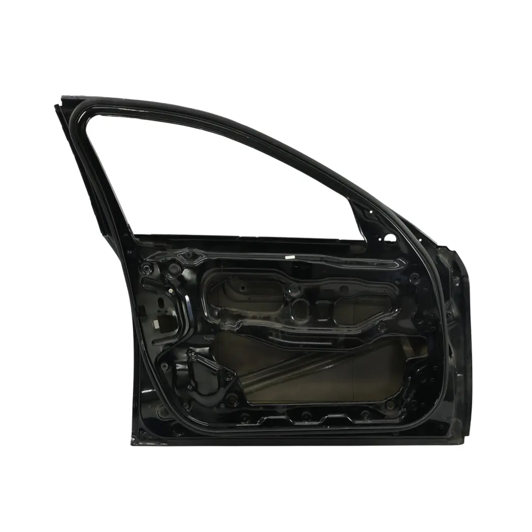 Drzwi Lewe Przednie Schwarz 2 Czarny - 668 do BMW F10 F11 o numerze 7206107 BMW F10 F11 Drzwi Lewe Przednie Schwarz 2 Czarny - 668 - SKU 7206107-SCH - Numer Części 7206107