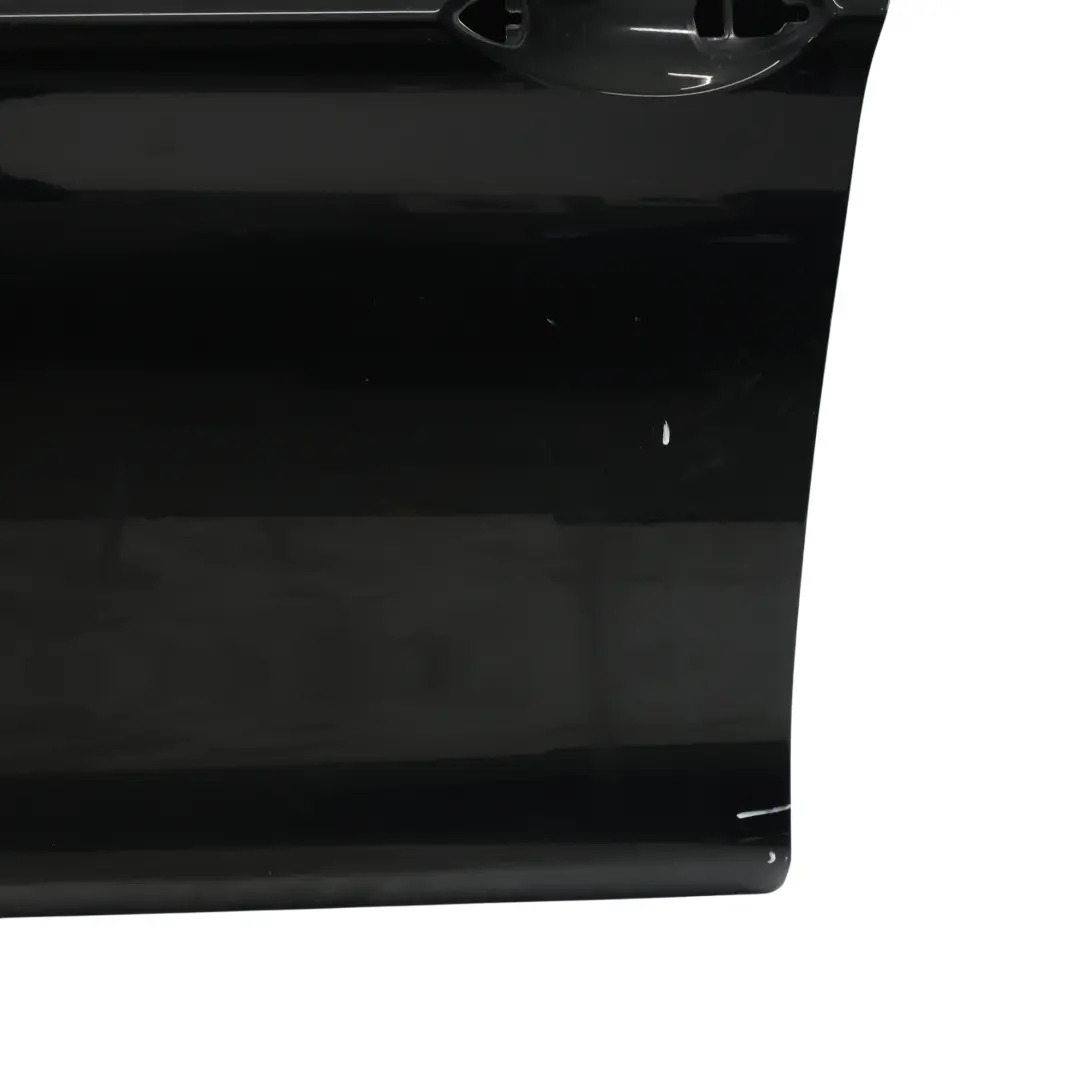 Porta Anteriore Sinistra Schwarz 2 Nero - 668 per BMW F10 F11 con numero di parte 7206107 BMW F10 F11 Porta Anteriore Sinistra Schwarz 2 Nero - 668 - SKU 7206107-SCH - Numero di parte 7206107