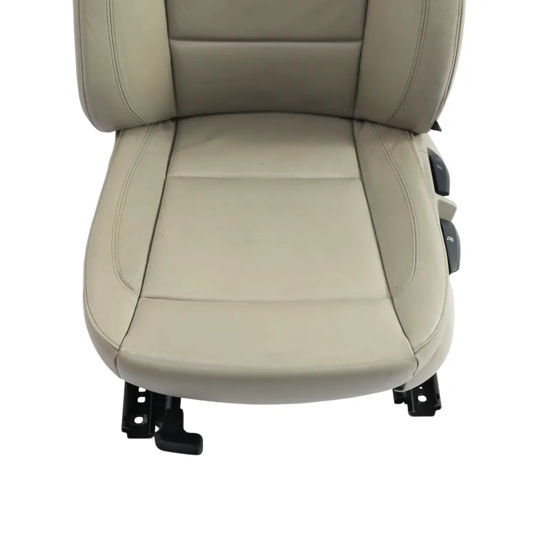 Asiento Delantero BMW E88 Cabrio Izquierdo Calefaccionado Asiento Cuero Beige para con número de pieza 7257359 Asiento Delantero BMW E88 Cabrio Izquierdo Calefaccionado Asiento Cuero Beige - SKU 7257359-1 - Número de pieza 7257359