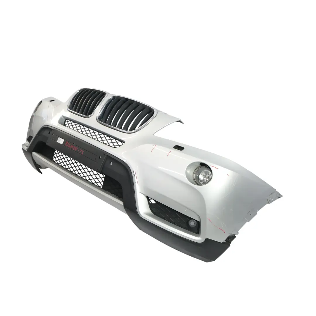 Zderzak Przedni Titansilber Srebrny Metalik - 354 do BMW X3 F25 o numerze 7261188 BMW X3 F25 Zderzak Przedni Titansilber Srebrny Metalik - 354 - SKU 7261188-TS - Numer Części 7261188