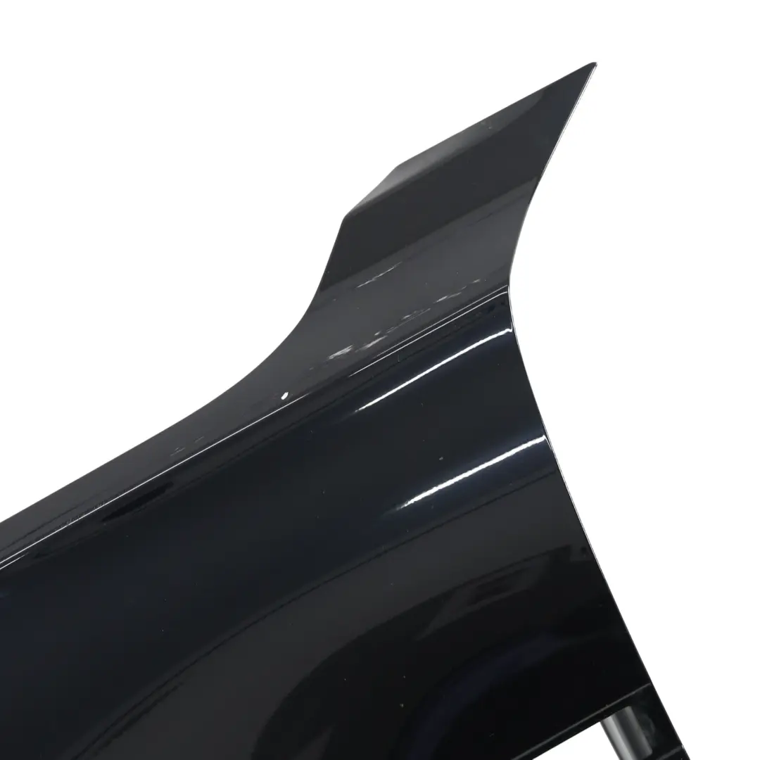 Błotnik Lewy Przedni Azurite Black Czarny Metalik - S34 do BMW F01 o numerze 7261461 BMW F01 Błotnik Lewy Przedni Azurite Black Czarny Metalik - S34 - SKU 7261461-AZB - Numer Części 7261461