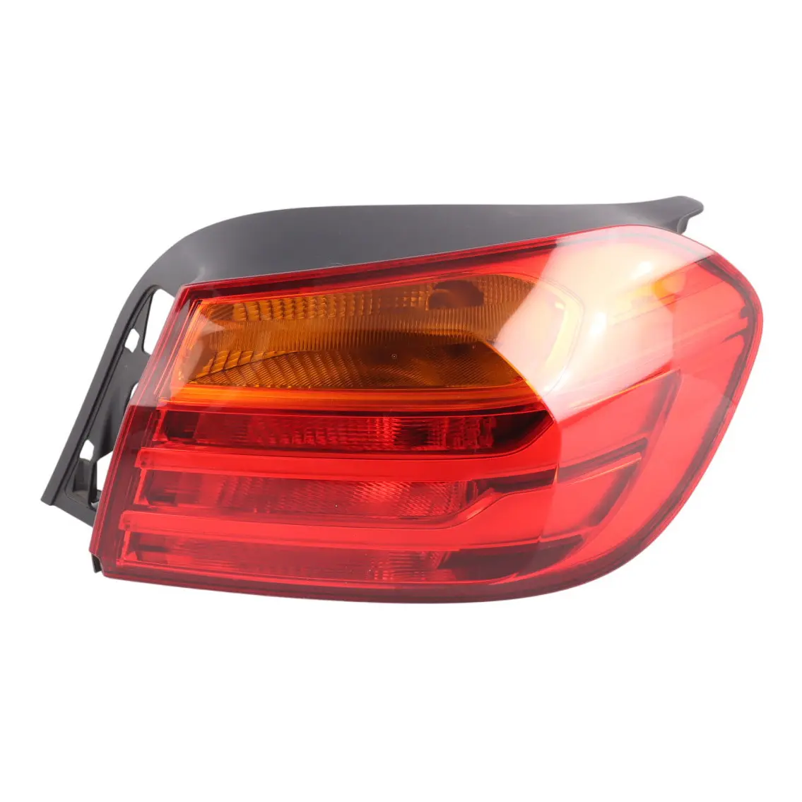 BMW F32 F33 F36 F82 M4 Rear Light In The Side Panel Right O/S Lamp 7296098