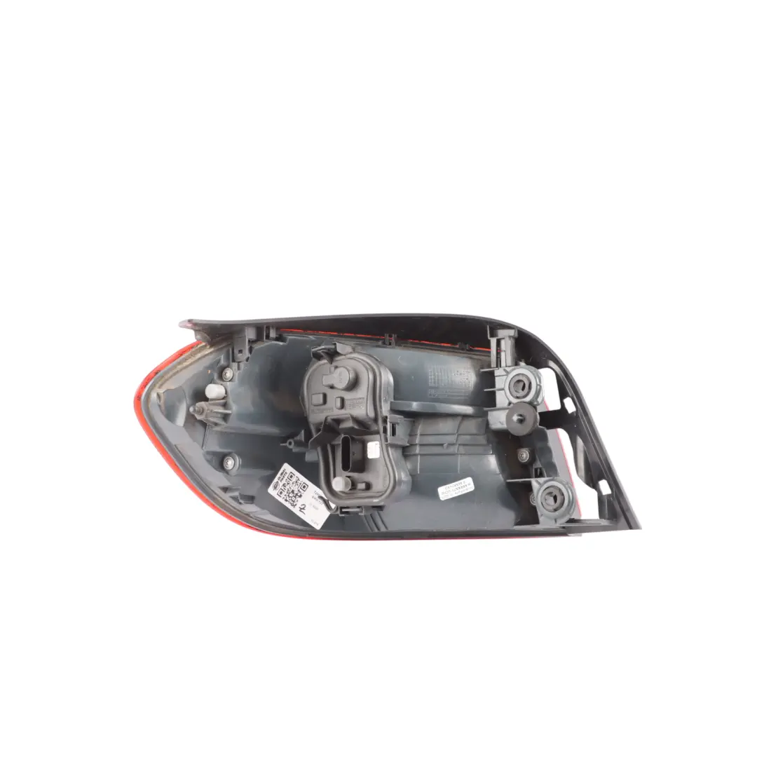 Light In The Side Panel Right O/S Lamp to BMW F32 F33 F36 F82 M4 Rear with Part number 7296098 BMW F32 F33 F36 F82 M4 Rear Light In The Side Panel Right O/S Lamp - SKU 7296098-5 - Part number 7296098