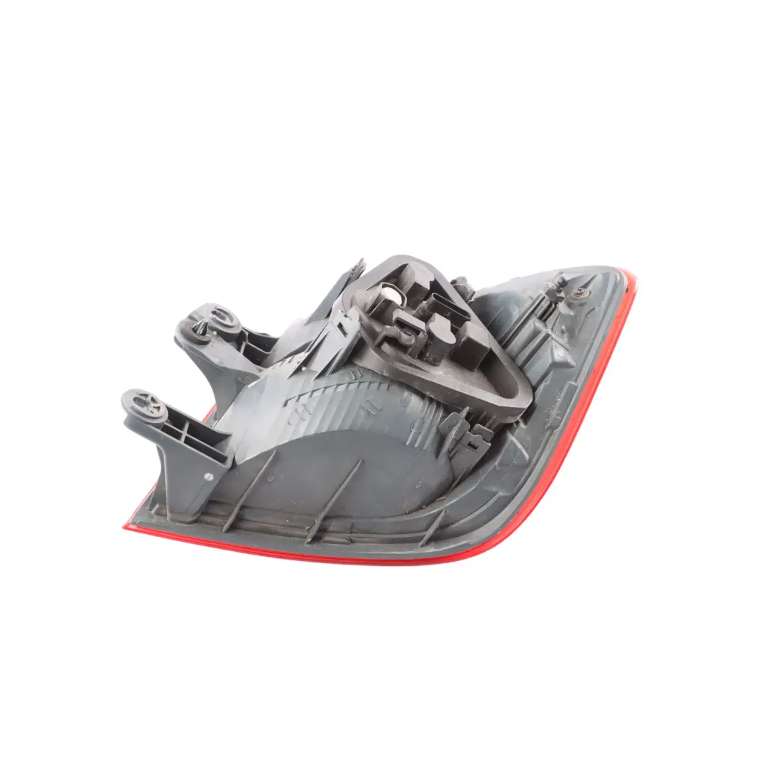 Lampa Tylna Lewa Lewe Światło Tylne 7372783 do BMW F30 F80 M3 o numerze 7312845 BMW F30 F80 M3 Lampa Tylna Lewa Lewe Światło Tylne 7372783 - SKU 7312845-1 - Numer Części 7312845