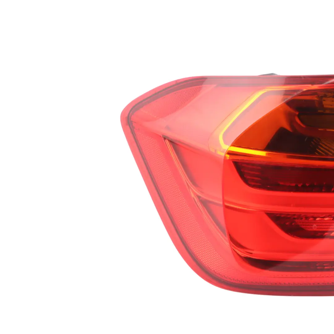 Feu Arrière Dans Le Panneau Latéral Gauche N/S 7372783 pour BMW F30 F80 M3 à propos du numéro de pièce 7312845 BMW F30 F80 M3 Feu Arrière Dans Le Panneau Latéral Gauche N/S 7372783 - SKU 7312845-1 - Numéro de pièce 7312845