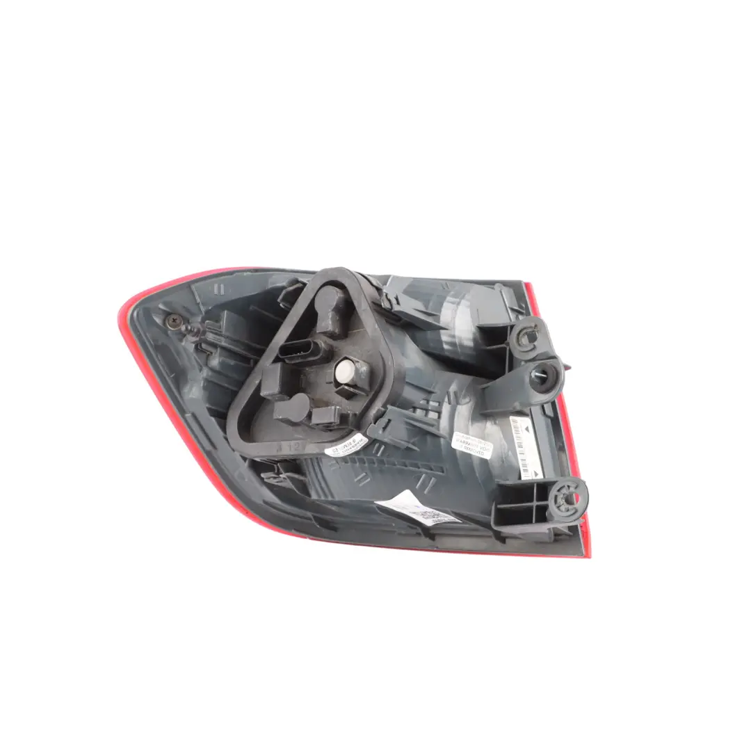 Light BMW F30 F80 M3 In The Side Panel Right O/S Taillight 7372784 7259894 to Rear with Part number 7312846 Rear Light BMW F30 F80 M3 In The Side Panel Right O/S Taillight 7372784 7259894 - SKU 7312846-4 - Part number 7312846