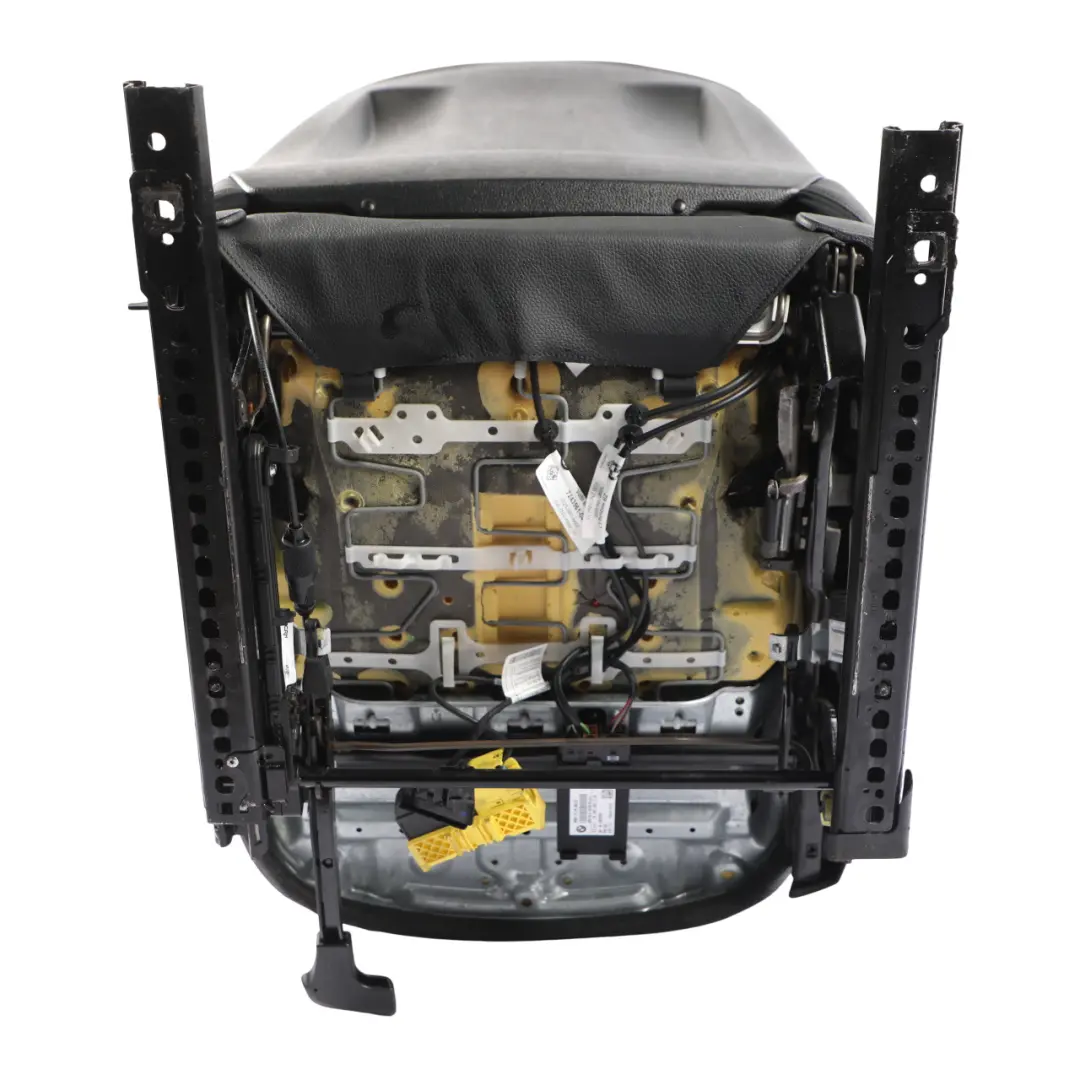 Front Seat Heated Leather Dakota Black Right O/S to BMW F22 Coupe with Part number 7319558 BMW F22 Coupe Front Seat Heated Leather Dakota Black Right O/S - SKU 7319558-1 - Part number 7319558